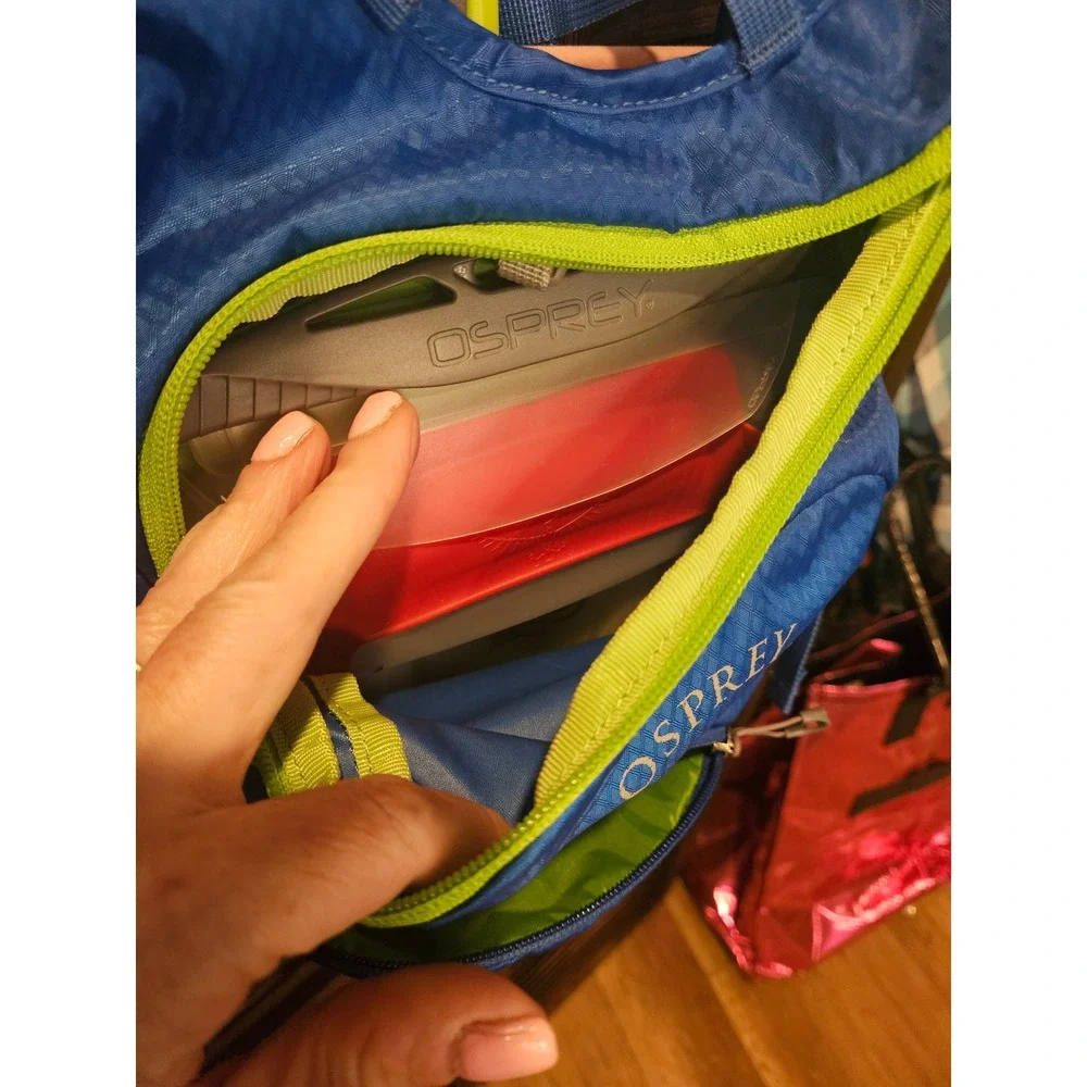 Osprey Hydration Pack Small Aqua Blue Moki Backpack Zippers Pockets #856